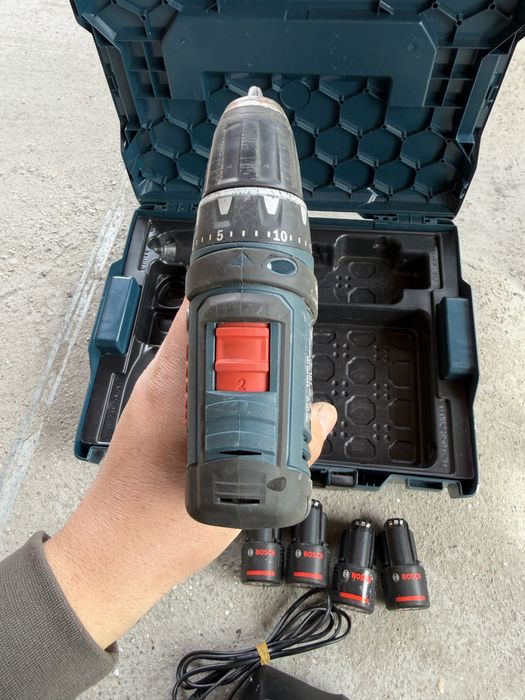 Bosch GSR 12V-15 винтоверт