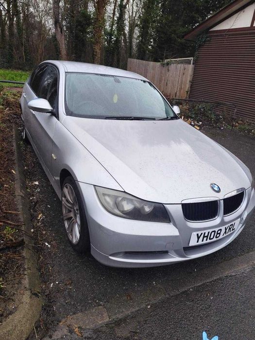 Vand/dezmembrez bmw e90 volan dreapta