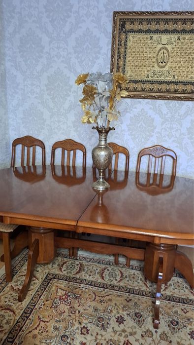 Продам раздвижной стол , без стульев