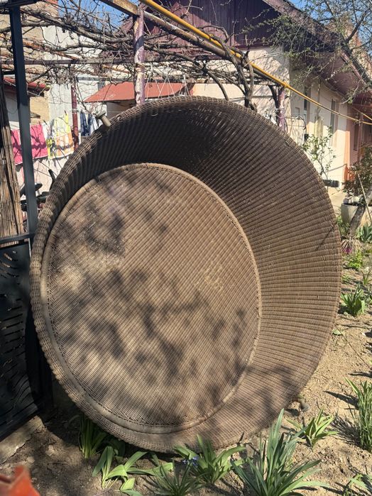 Șezlong grădina,piscină sau foișor Prețul e negociabil facem preț ok