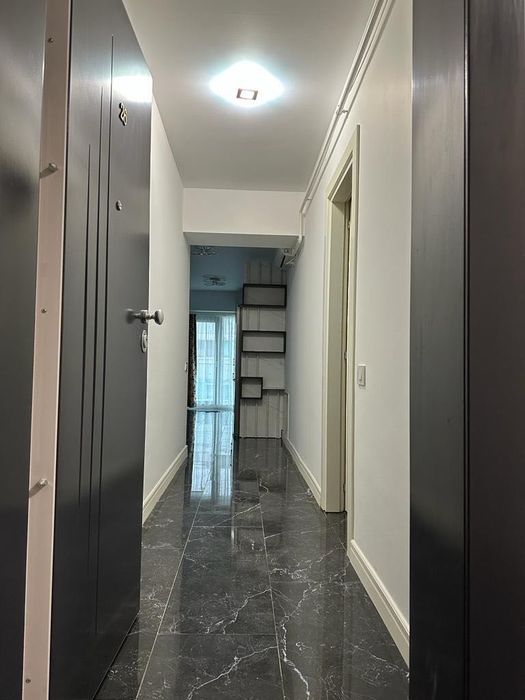 Inchiriez spatiucomercial/ ap 3 camere zona centrala/ Renting apartament for business or to live in city center