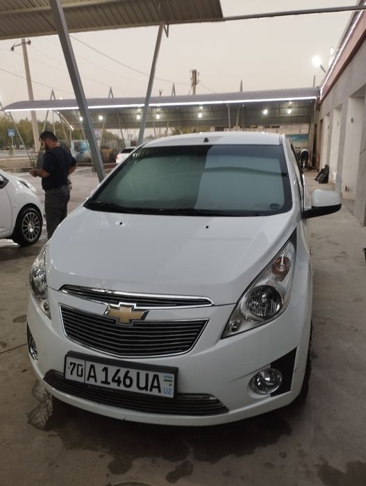 Moshina chotki qiziqqanla aloqa chiqsin kelishamz