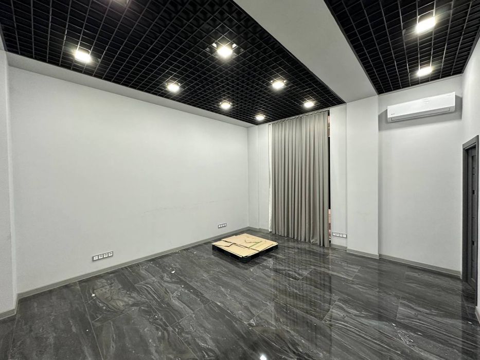 Продается нежилое помещение ц1