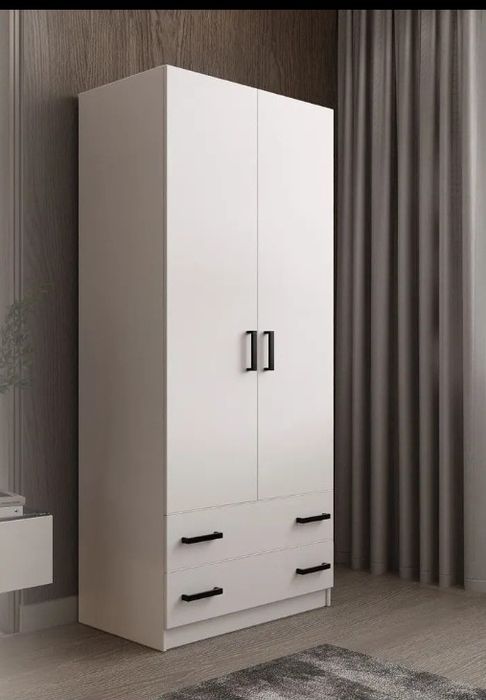 Шкаф. Распашные шкаф.