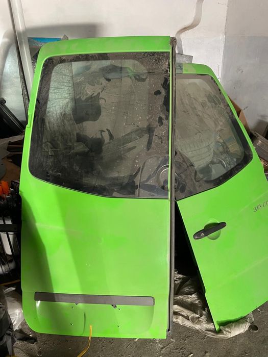 Двери задние Mercedes Sprinter