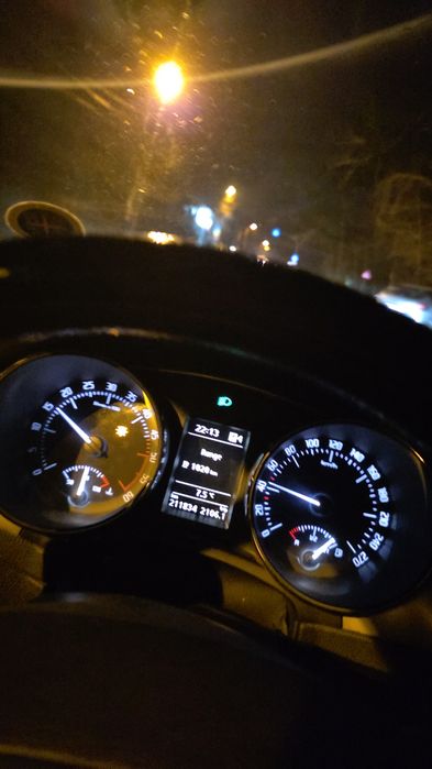 SKODA Superb 2011 — imagine 3