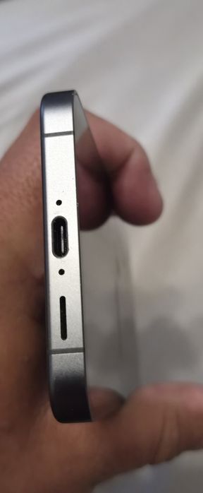Samsung Galaxy S24FE, 256Гб
