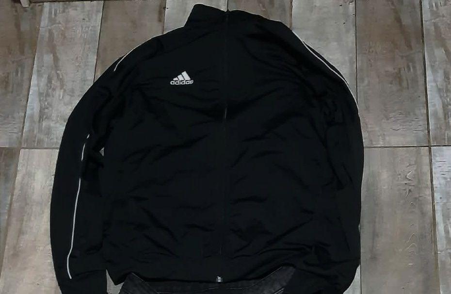 Adidas яке M размер