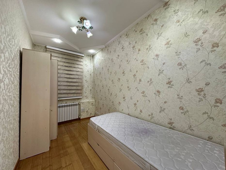 Аренда 3х ком. Космонавт метро