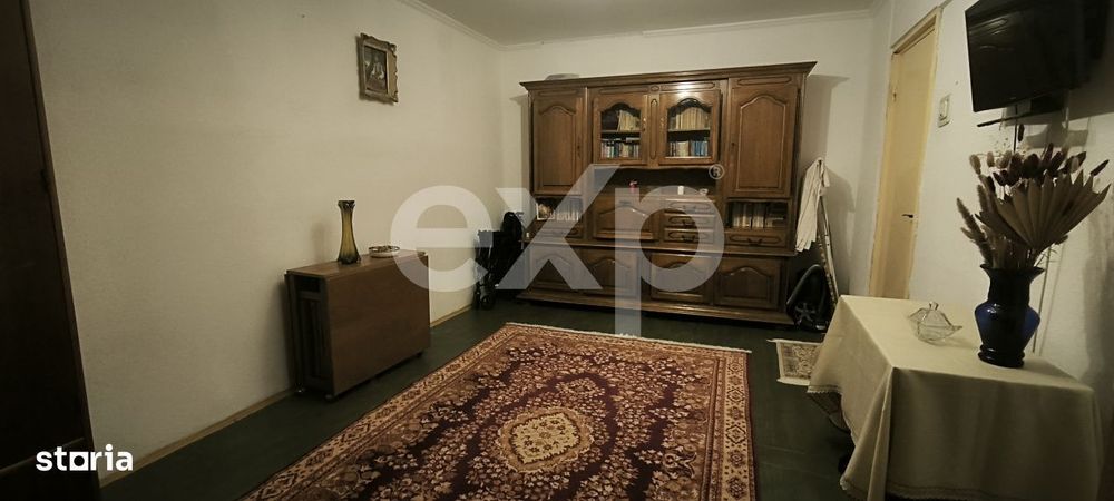 NEGRU VODA | Apartament 3 camere | decomandat | etajul 1