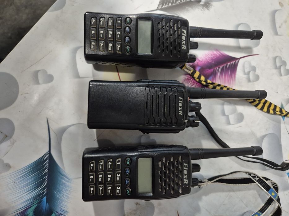 Рации 3шт+зарядка