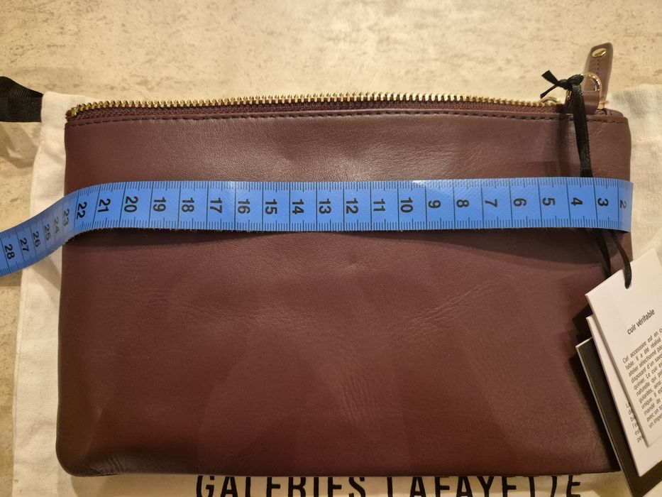 Кожена чанта дамска