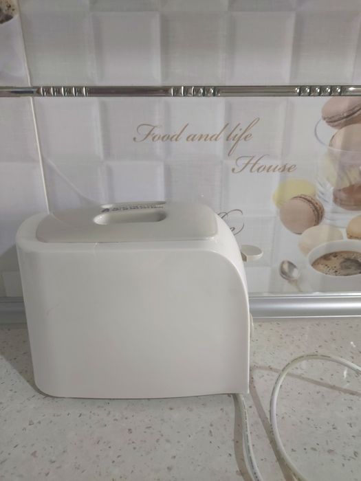 Toster sotiladi  holati yaxshi