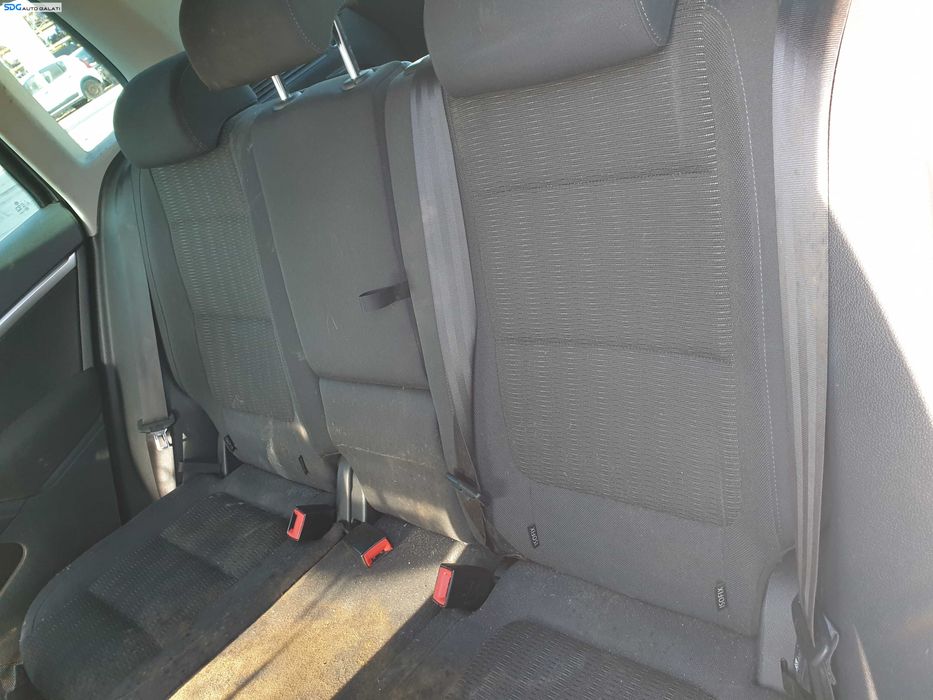 Bancheta Spate Sezut cu Spatar Textil Volkswagen Tiguan 2007 - 2011 [K3844]