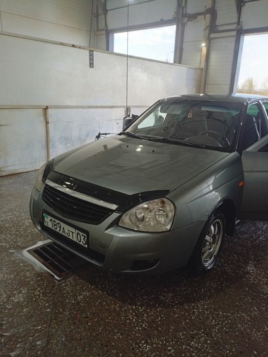 Продам срочно приору