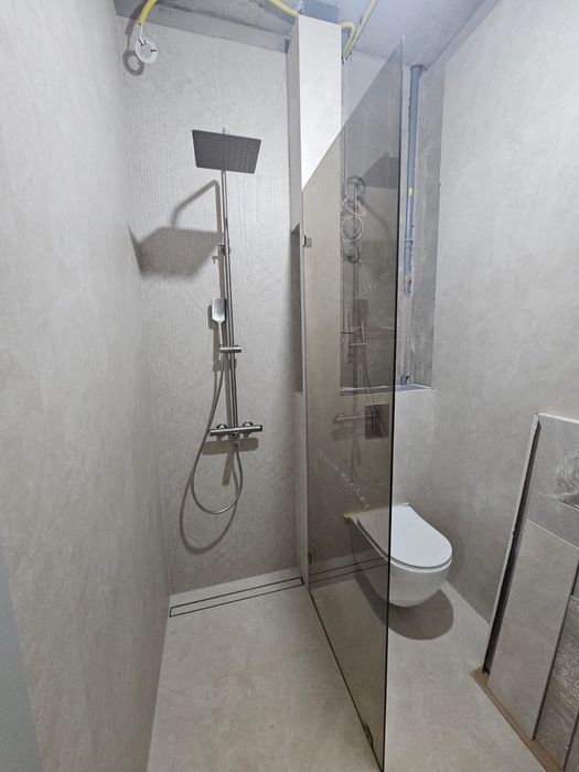 Душевые кабины, лофт перегородки, ванные шторки