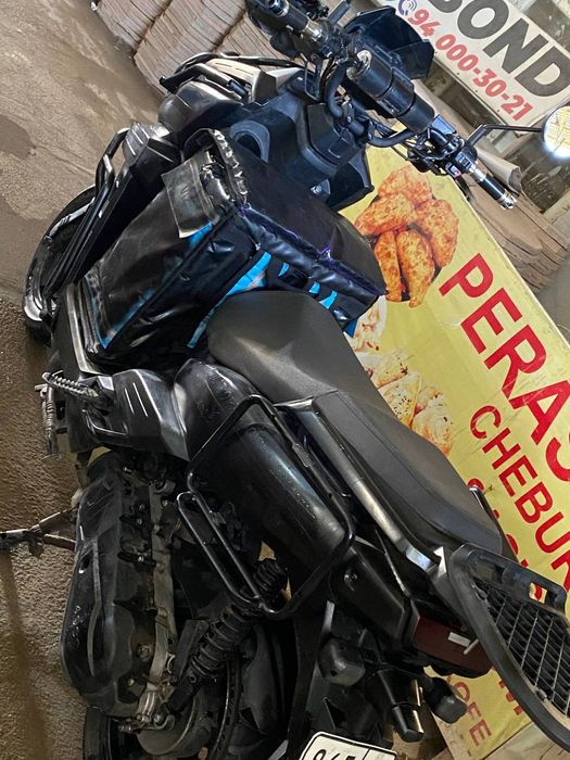 Tank skuteri sotiladi ili obmen bor iphone Samsung telefonlariga