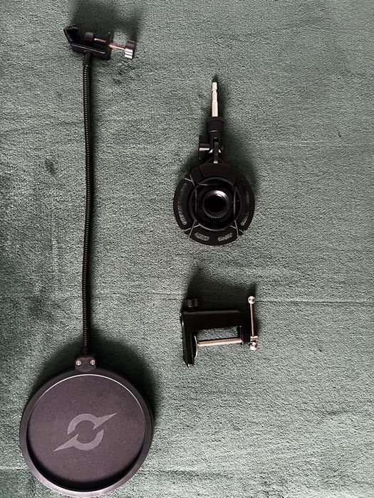 microfon Aqirys Voyager (1 luna vechime ,fara etichete)