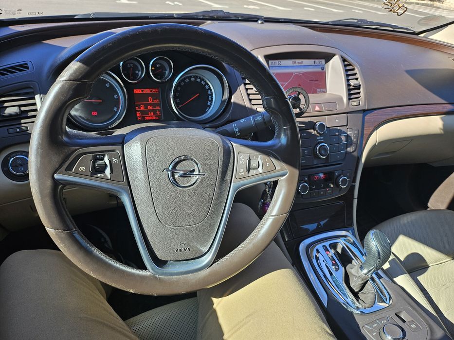 Opel Insignia 2013 2.0 diesel automata business edition