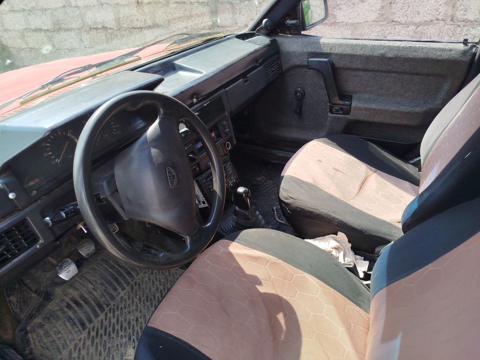 Тезда сотилади москвич 2141