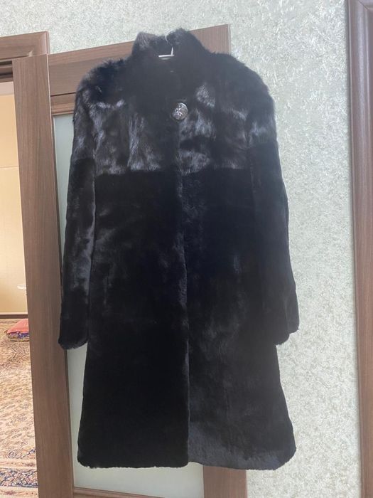 Шуба мутоновая б/у