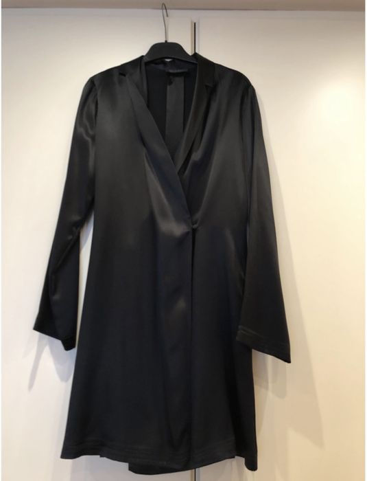 Копринена черна роба Marizia La Perla