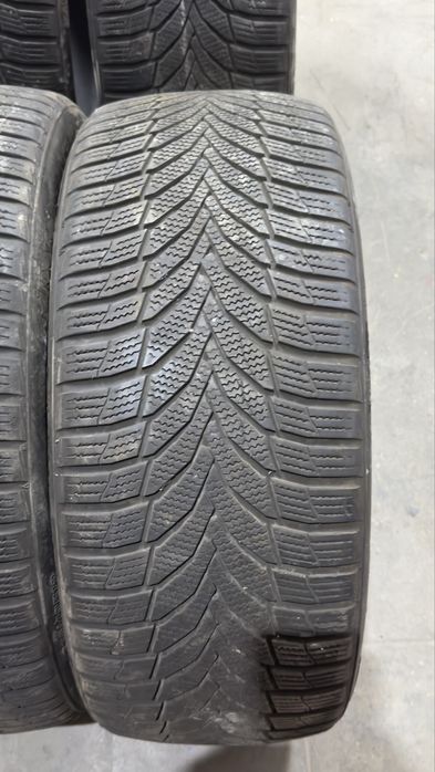 4 бр. Зимни гуми 225/40/19 Nexen dot22