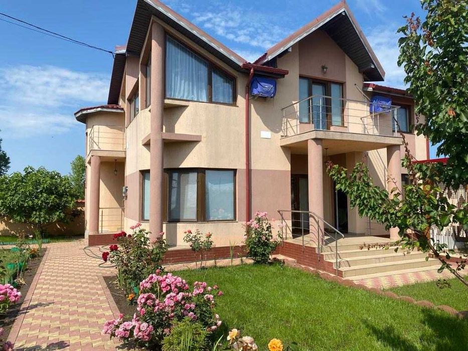 Casa / Vila de vanzare in Costinesti