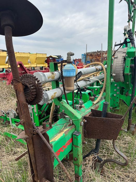 Сеялка мелкосемянная