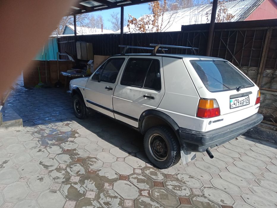 Продам машину гольф 2