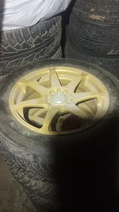 Продам диски на Субару R16