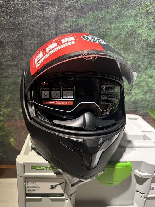 Мотошлем шлем черный матовый