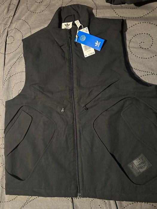 Vesta noua adidas originals adventure prm