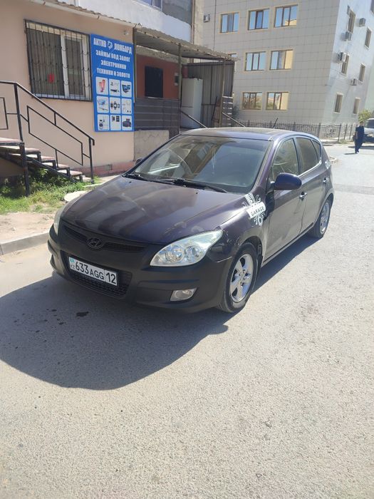 хундай i30 2010год.4ляма