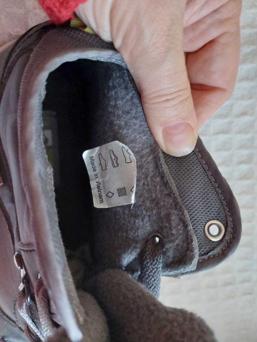 Мъжки юношески боти - 40 номер НОВИ!