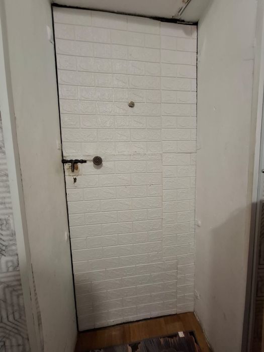 Входная металлическая дверь