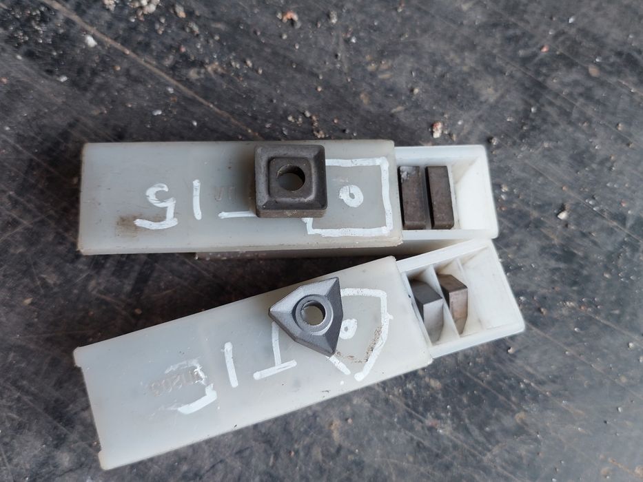 Продам токарный инструмент