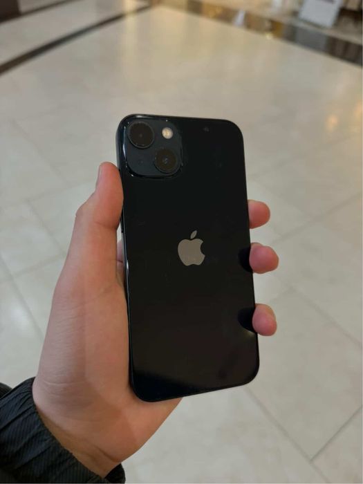 Продам айфон 13 80к