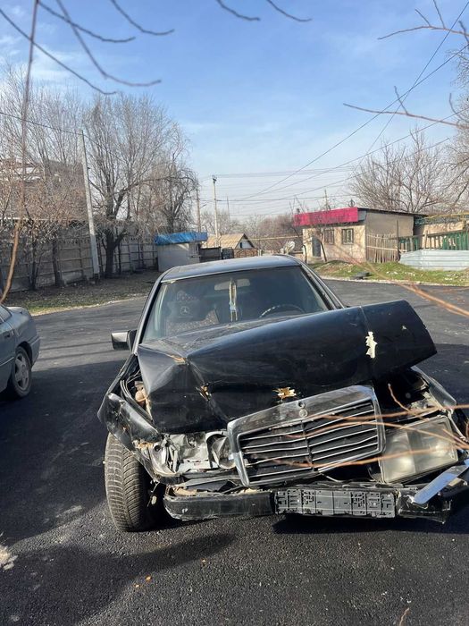 Продается Мерседес 124 кузов