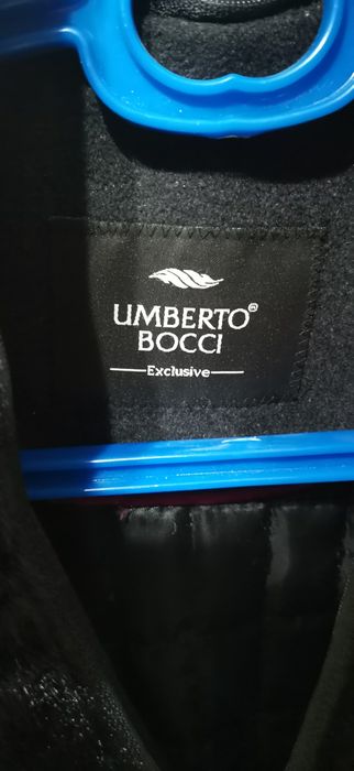 Продаётся пальто Umbertto Bocci
