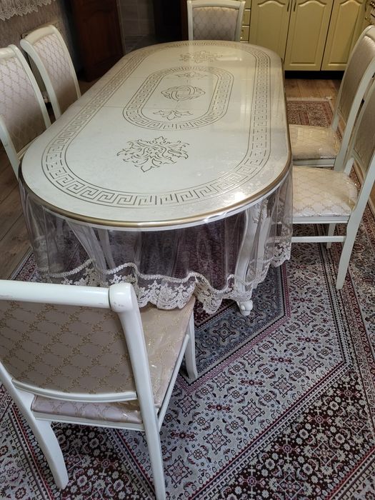 Продам стол со стульями