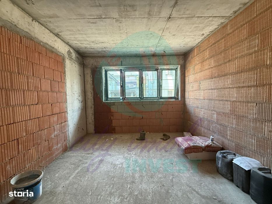 2 camere la parterul unui bloc boutique langa PARC si METROU cu parcar