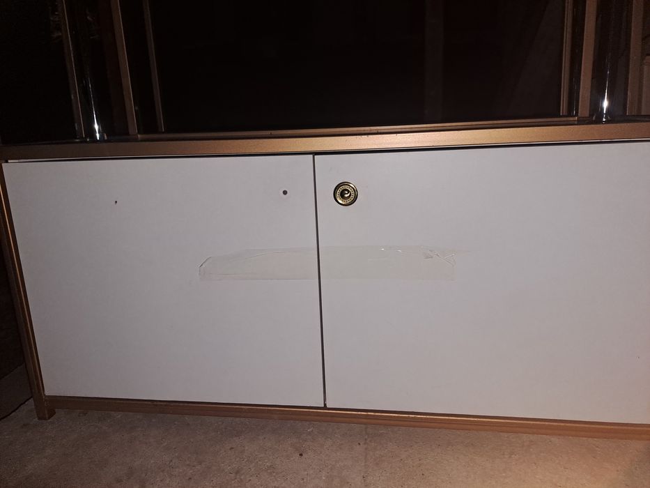 продам вешалки для одежды