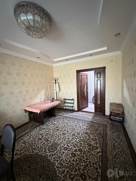 Продается 4х комнотная квартира без глухавой новастройка