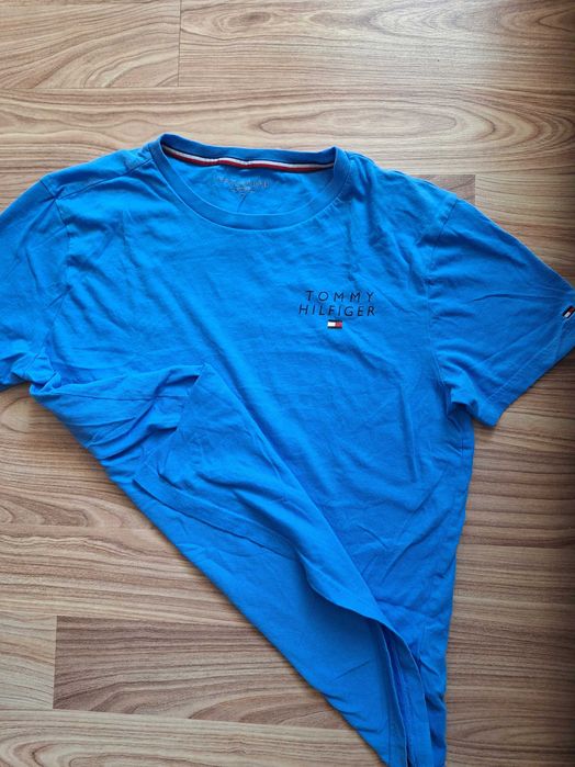 Блузки нови и носени без забележки