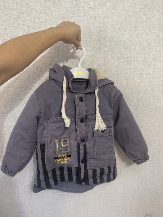 Продам детские куртки