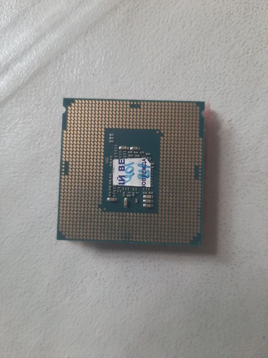 Процесор  i 3 6100