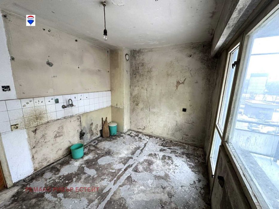 Продава се Тристаен апартамент в Русе, Здравец Изток - 82 кв.м за 622 €/кв.м - Снимка #7