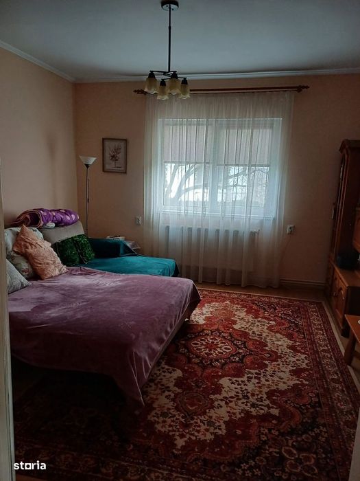 Casa cu mansarda in Ernei, situata intr-o zona linistita