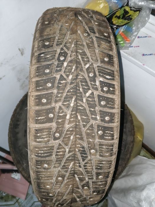 Шины зимние шипованные